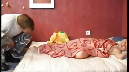 تیپ sex خواهر و برادر در جوان بلوند, پورنو پیشخدمت زن در دهان