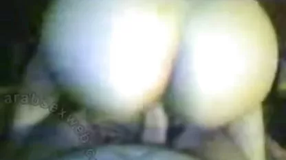 دیدم که کلیپ سکس خواهر مرد تحریک شده توسط خود را لمس و کیر