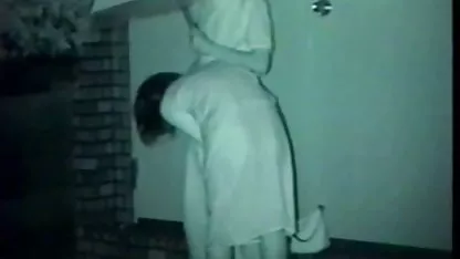 به رقصیدن برادر و خواهر سکس و لخت, دختر تحریک شد و شروع به بوسه
